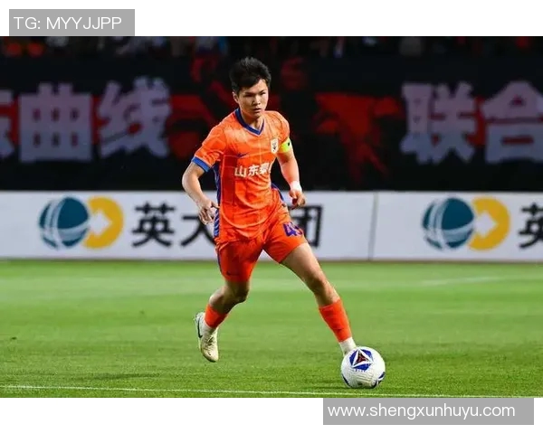 鲁能主场迎战华夏全力争胜期待精彩对决与球迷共庆激情时刻