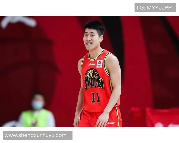 任骏飞的篮球之路：从青涩少年到CBA明星球员的成长故事